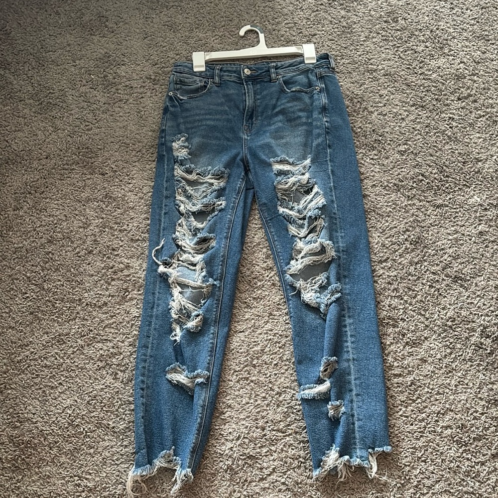 Men's Distressed Blue Jeans